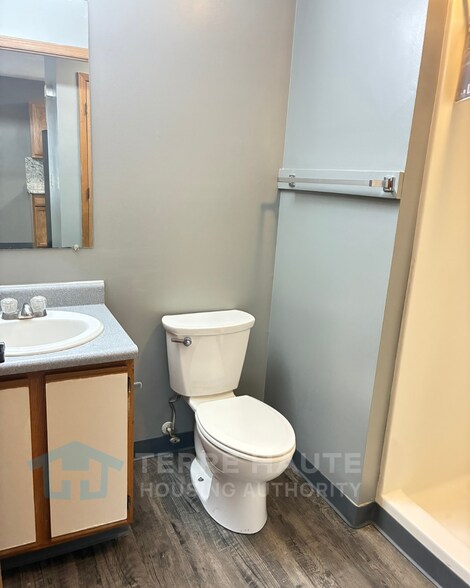 Bathroom 1 - 1919 Tippecanoe St