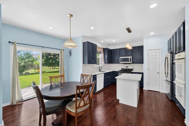 Building Photo - 2743 Rourke Dr