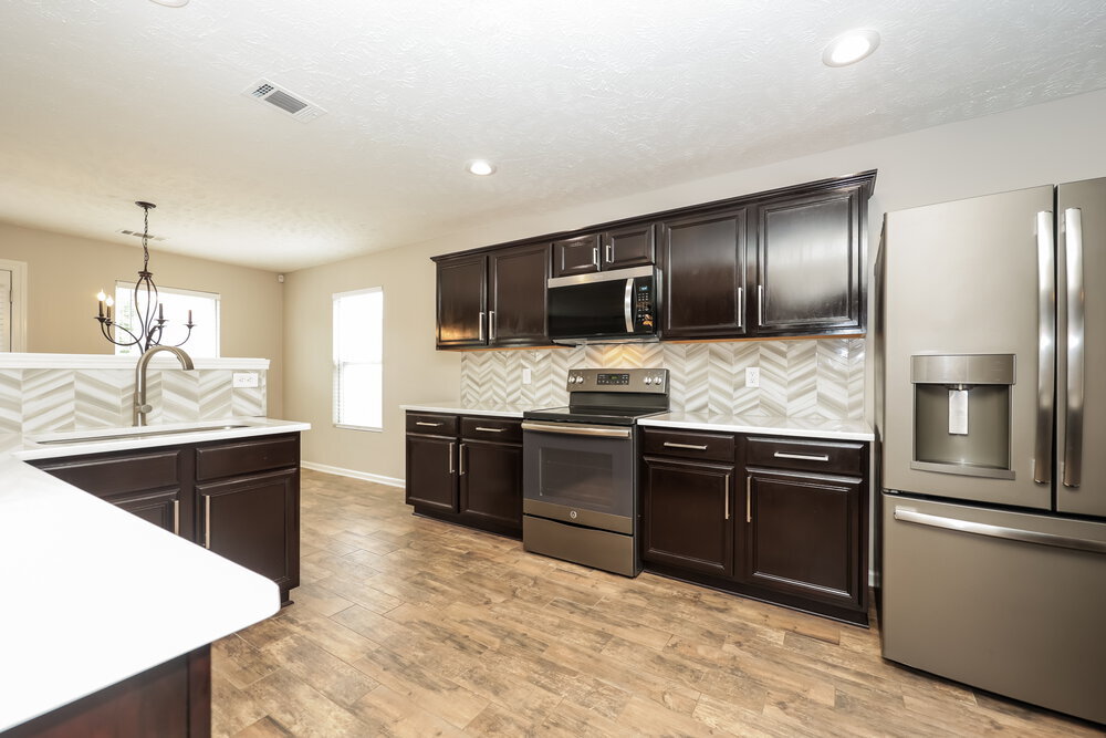 Building Photo - 413 Creek Oak Dr