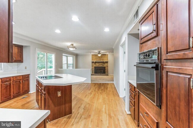 Building Photo - 1650 Wickham Way