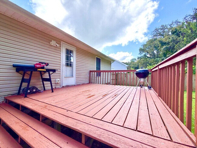 Building Photo - 783 Princeton Cir