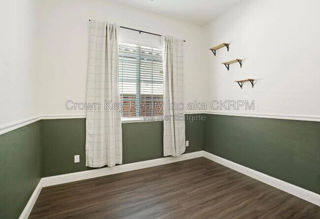 Building Photo - 229 Wisteria Ln
