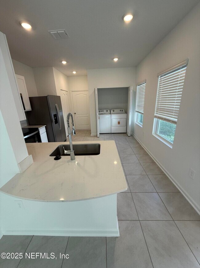 Building Photo - 55 Blue Hvn Rd