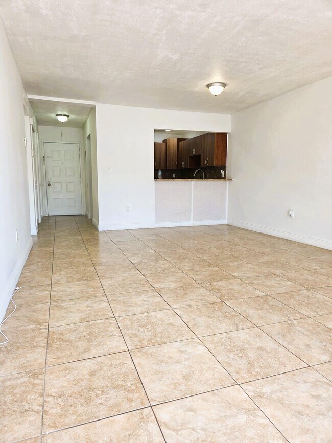 Building Photo - 7000 NW 186th St