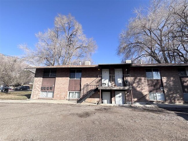 Building Photo - 325 W 100 S