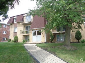 Building Photo - 6305 Joliet Rd