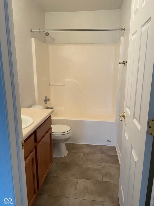 Building Photo - 1195 Count Turf Ct