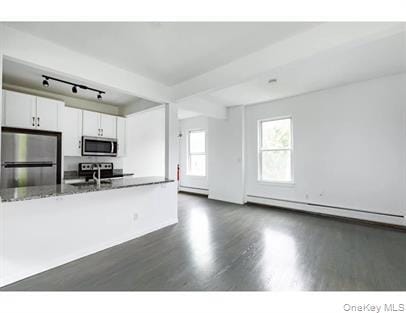 Building Photo - 144 Union St