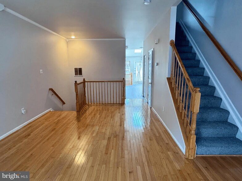 Building Photo - 3 Bailey Ln