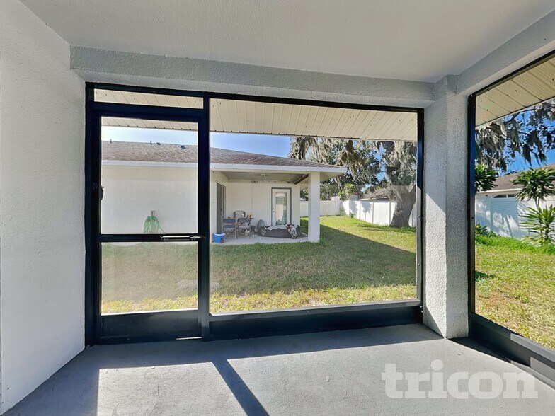 Building Photo - 15407 Winter Breeze Ln