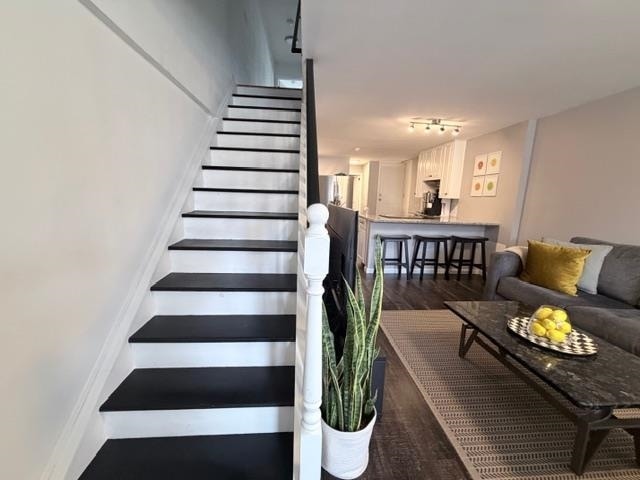 Building Photo - 35 Summit Ave