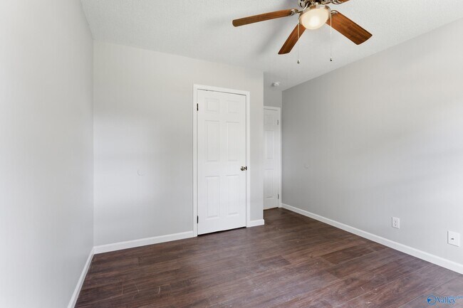 Building Photo - 1504 Faye St SW