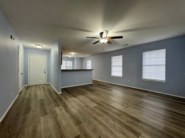 Building Photo - 4300 SW Broadstone Ave