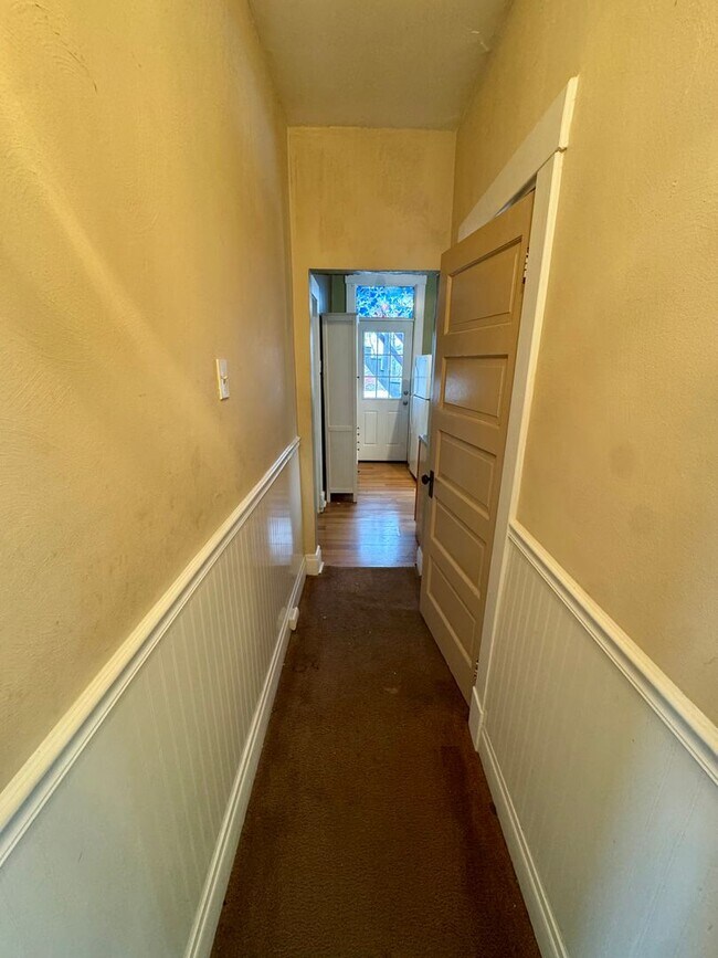 Building Photo - 5514 Broad St