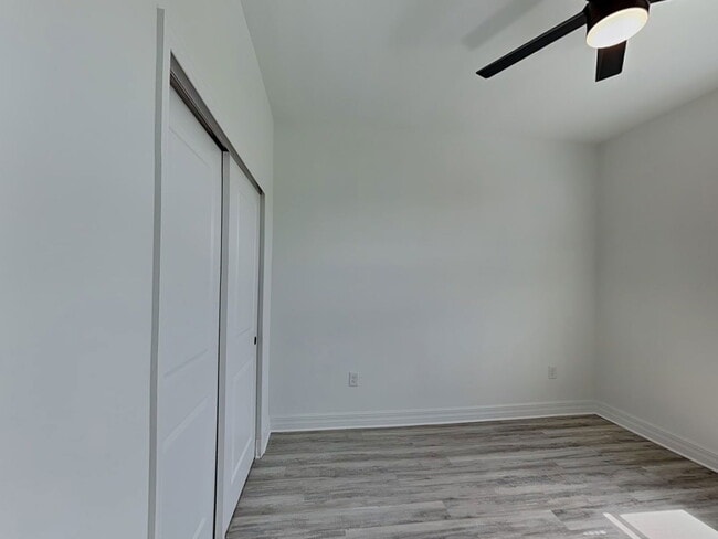 Building Photo - 377 Biltmore St