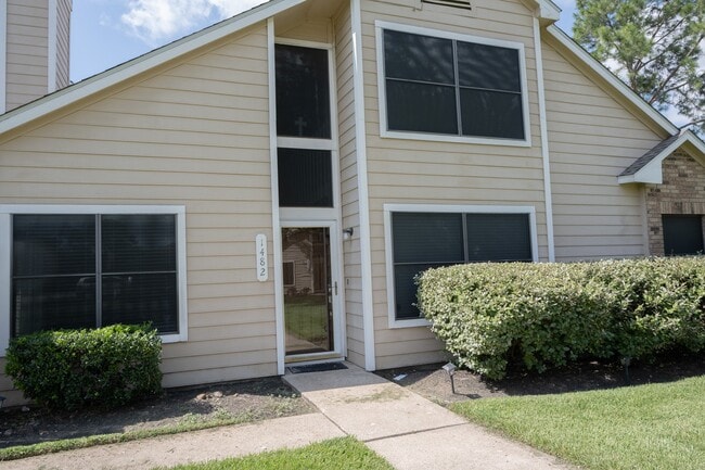 Building Photo - 1482 Gemini St