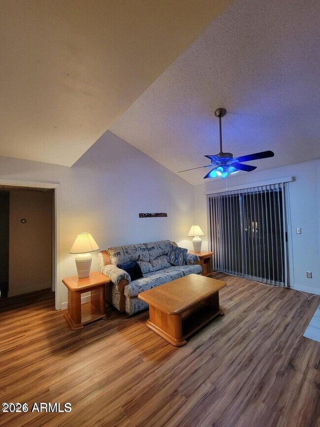 Building Photo - 10610 S 48th St