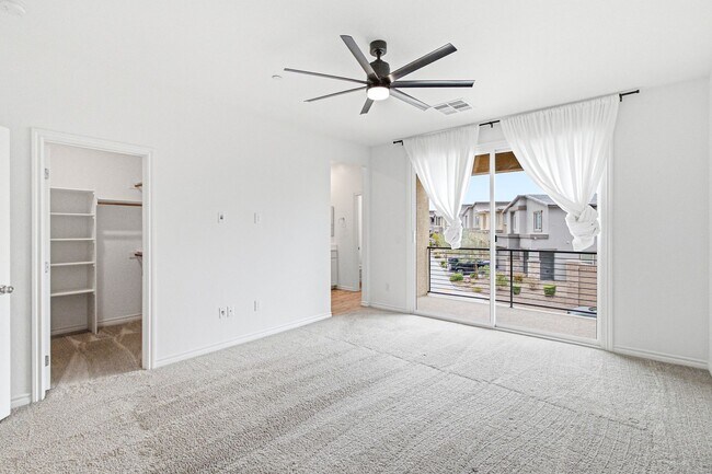 Building Photo - 9763 Mojave Mountain St