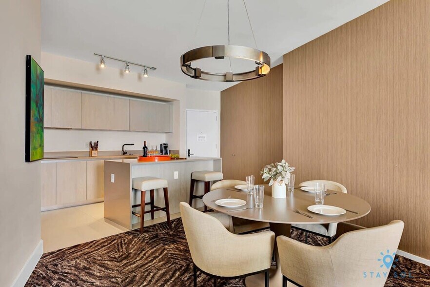 Building Photo - 4111 S Ocean Dr