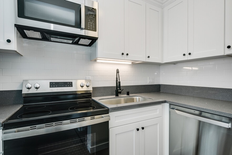 Building Photo - 4142 44th St