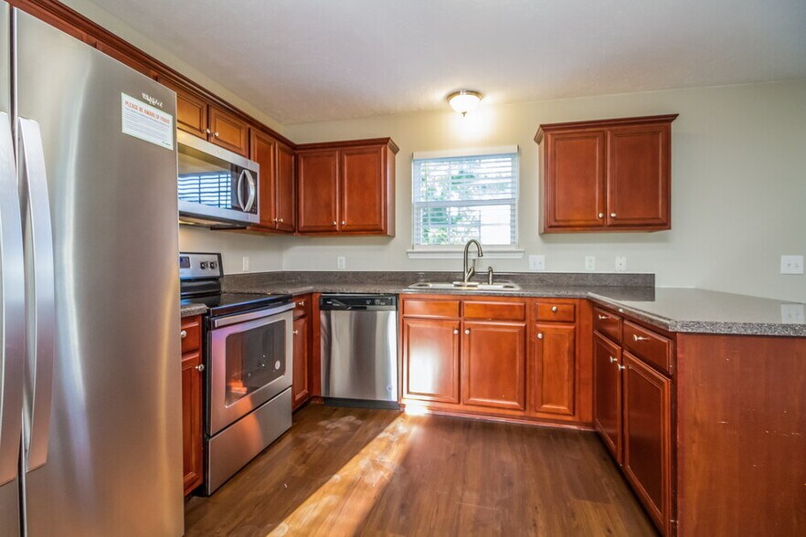 Building Photo - 360 Davids Way