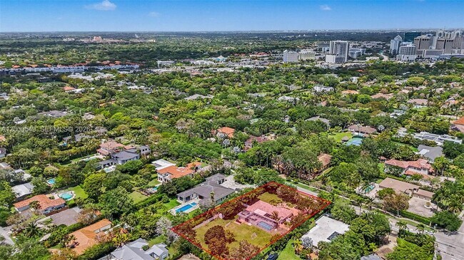 Building Photo - 7230 SW 104th St