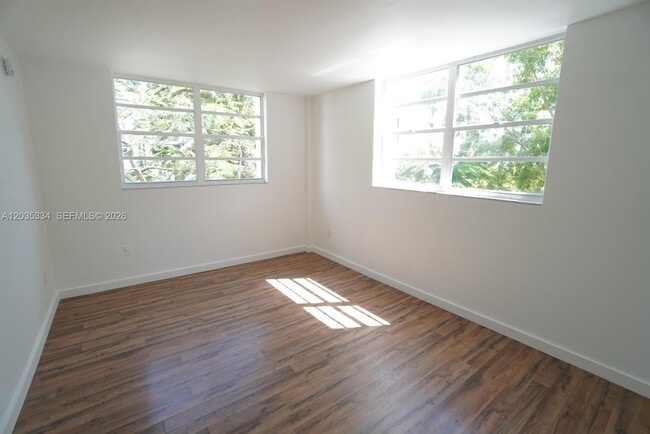 Building Photo - 680 NE 64th St