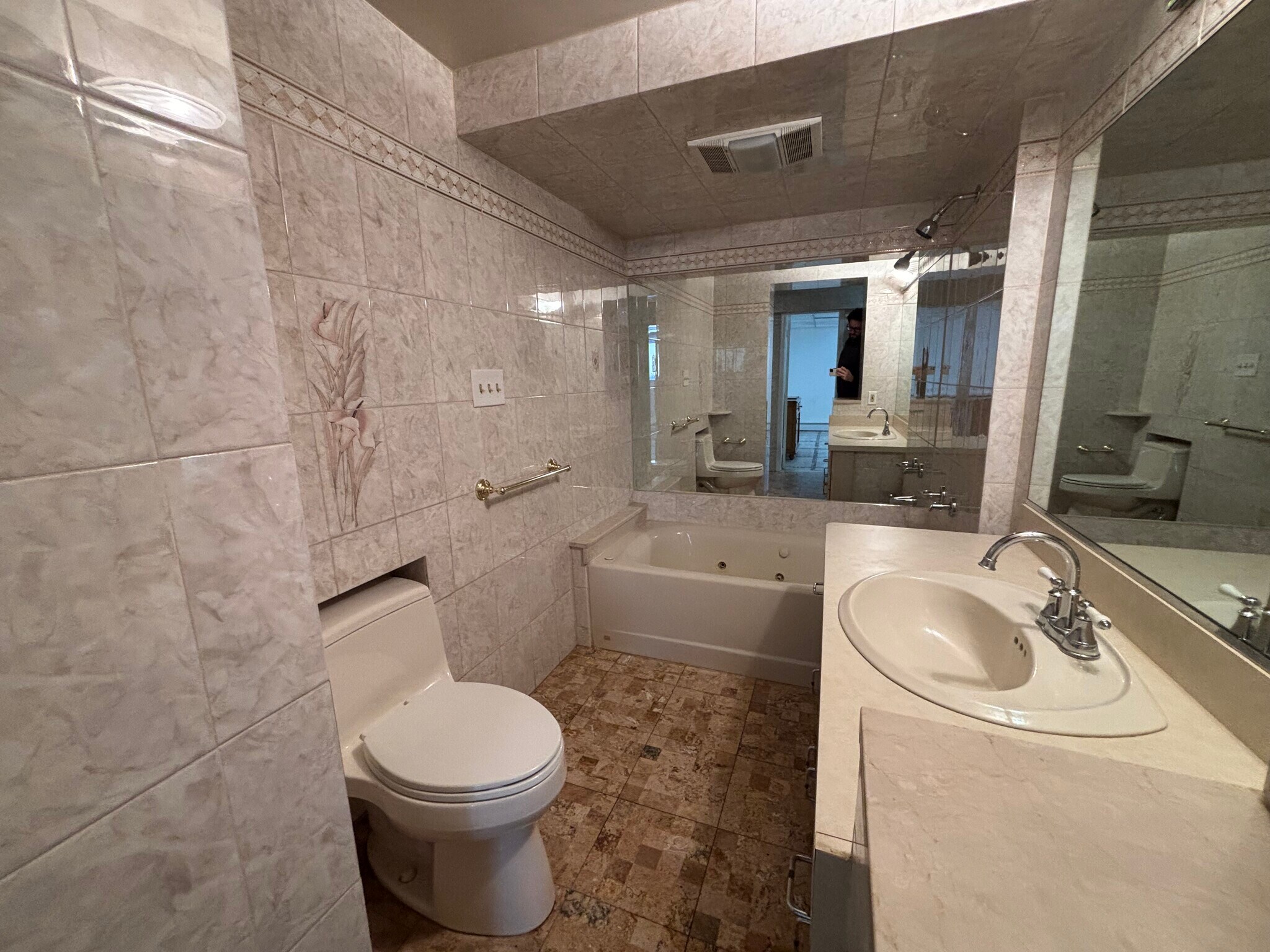 Building Photo - 103 Maitland Pl