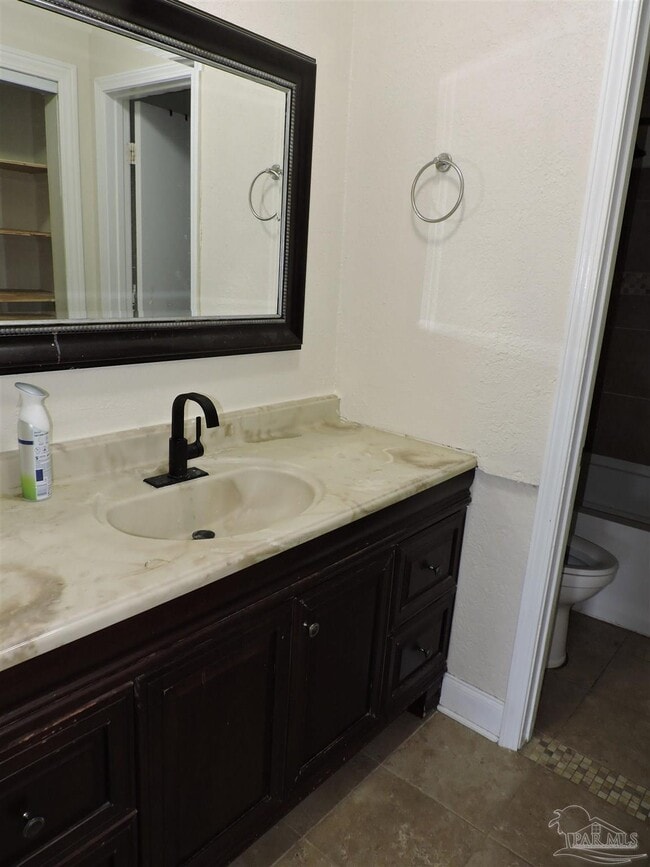 Building Photo - 4407 Eastpointe Dr