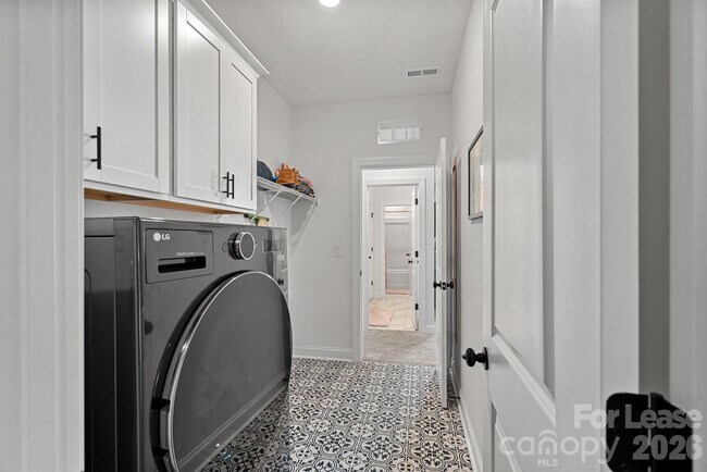 Building Photo - 8604 Bridgegate Dr