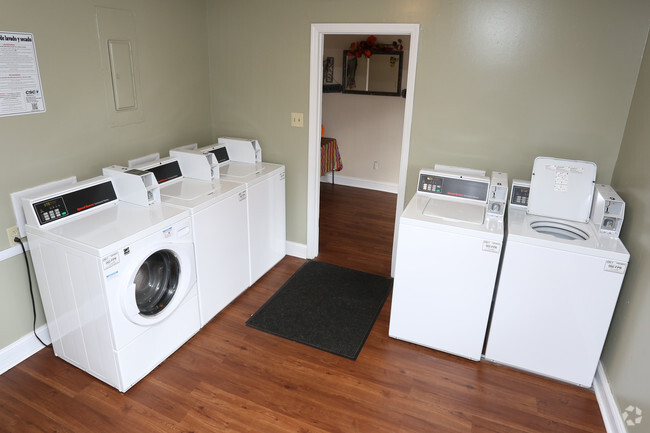 Laundry Room - Long Run Community - Income Restricted