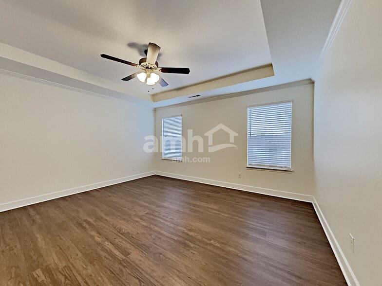 Building Photo - 4945 Chutney Dr