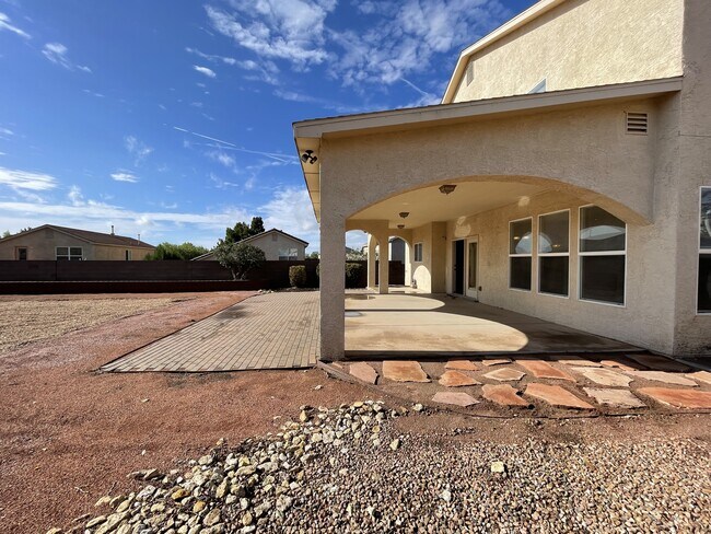 Building Photo - 3200 Ocate Meadows Ct NE
