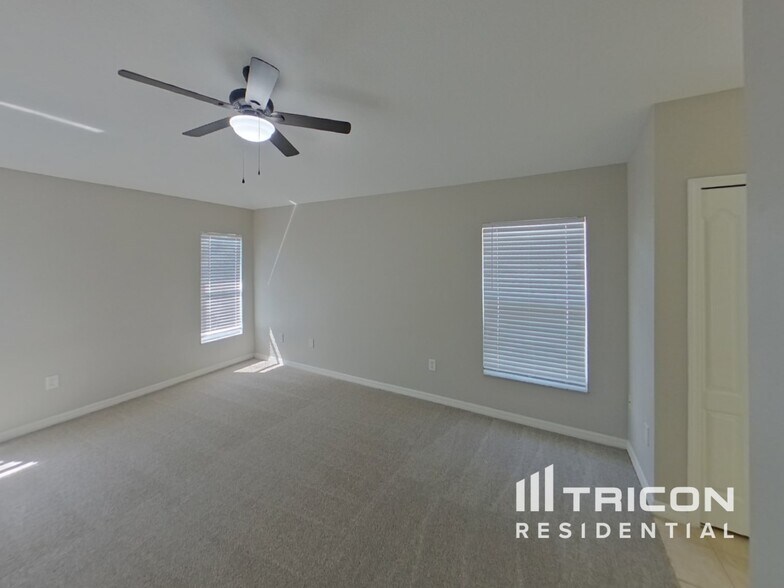 Building Photo - 11149 Rodeo Ln