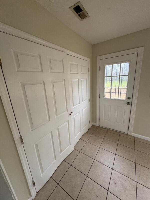 Building Photo - 809 Fletcher Ave