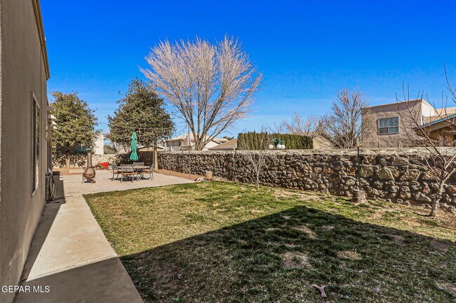 Building Photo - 312 Desert Garden Dr