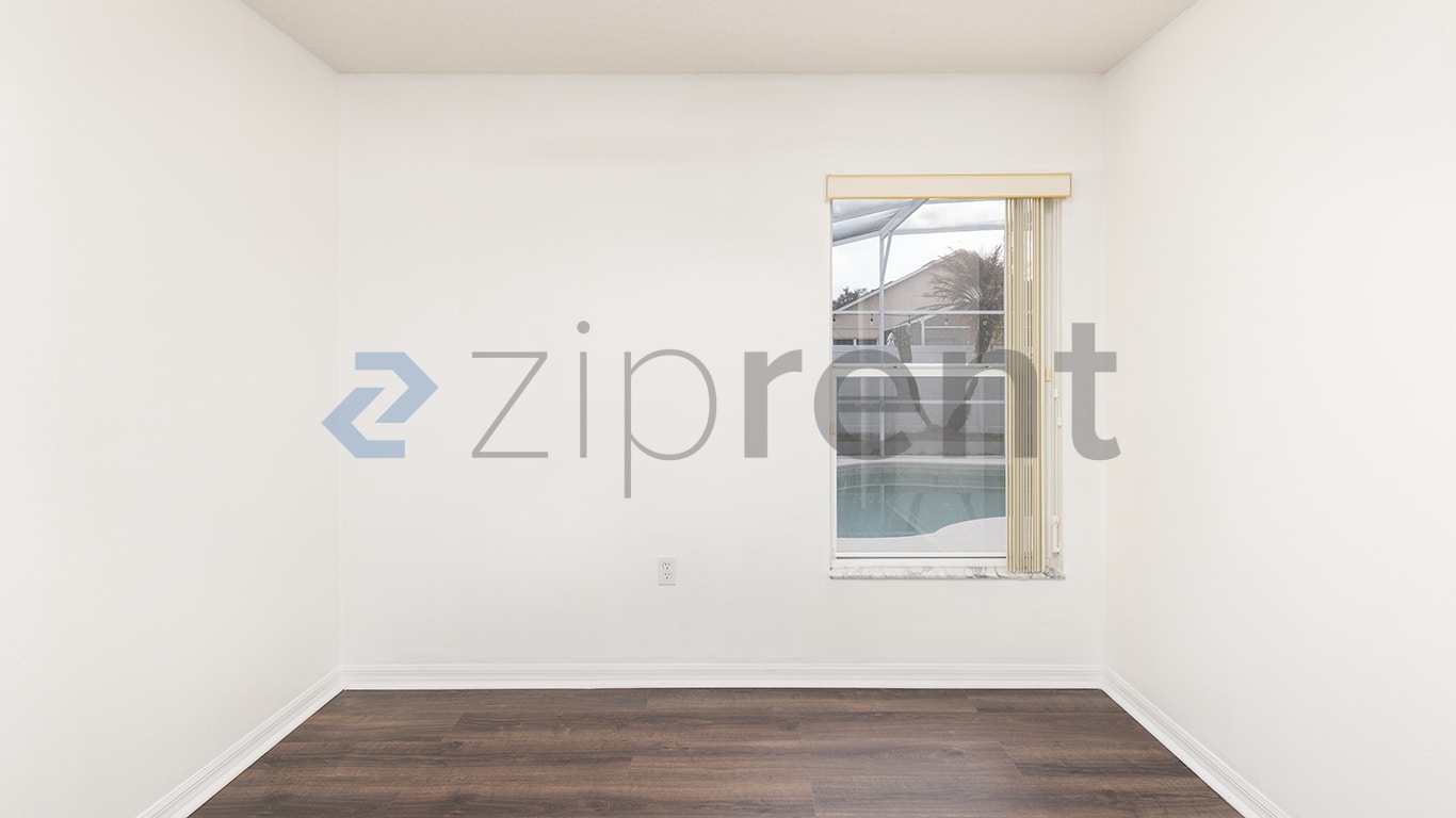 Building Photo - 663 Eagle Pointe S