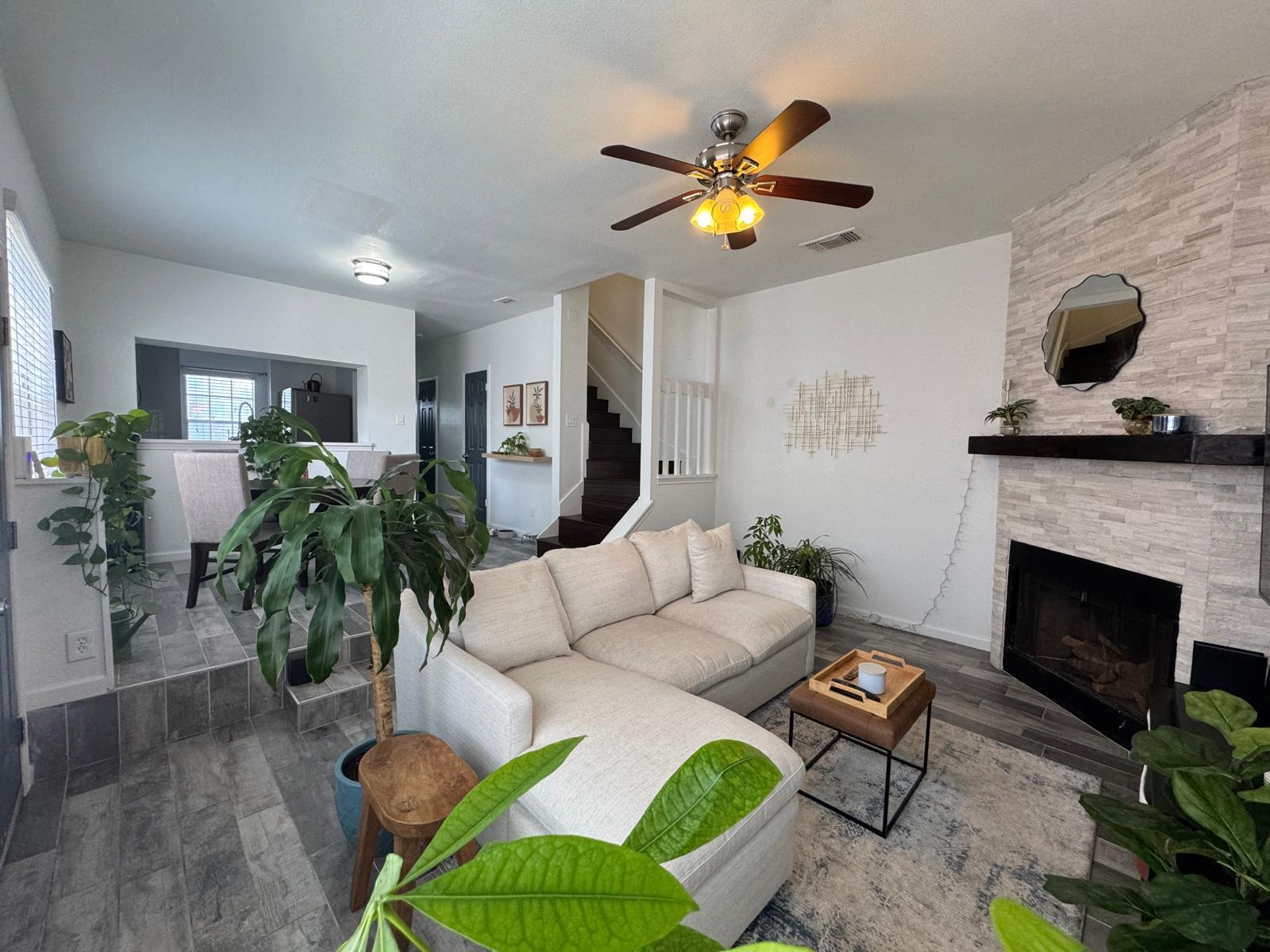 Building Photo - 22 Cross Cyn