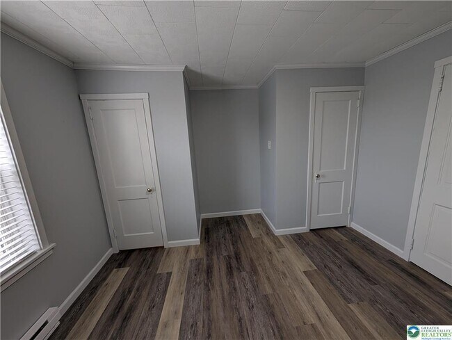 Building Photo - 1111 Catasauqua Rd