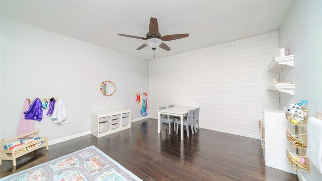 Building Photo - 1506 Wavecrest Ln