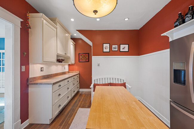 Building Photo - 1120 Brunswick Ave