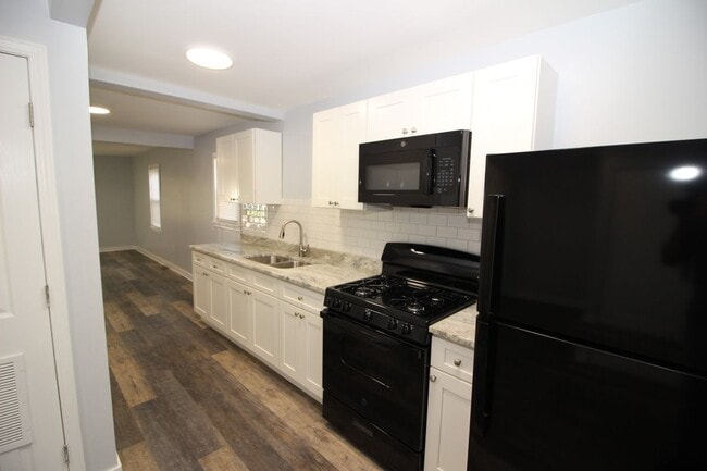Building Photo - 5847 Weddel St