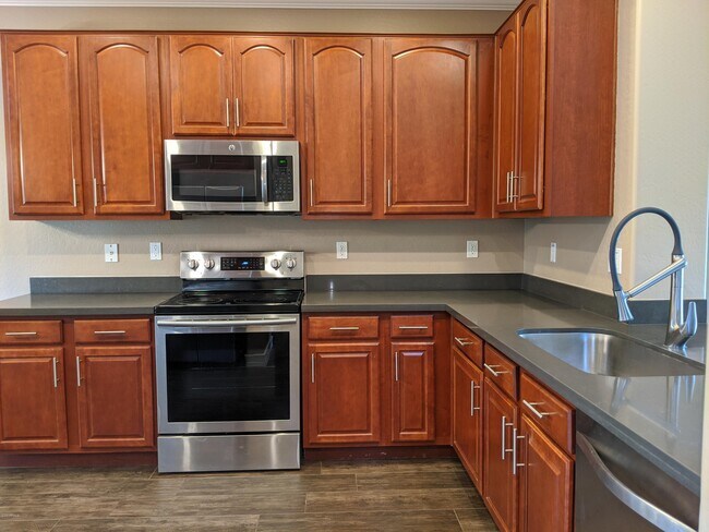 Building Photo - 21019 E Avenida Del Valle