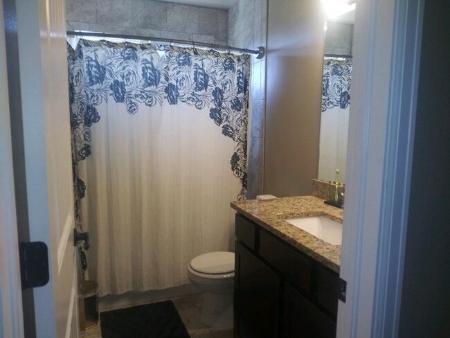 Building Photo - 2497 Demense Ave