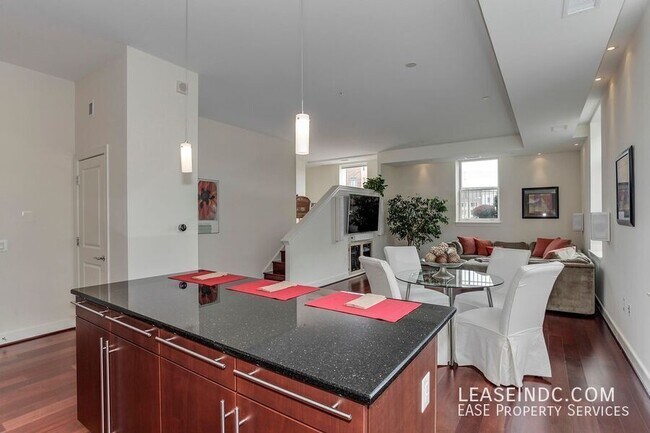 Building Photo - 2425 L St NW