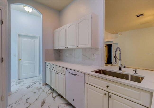 Building Photo - 207 Taylor Bay Ln