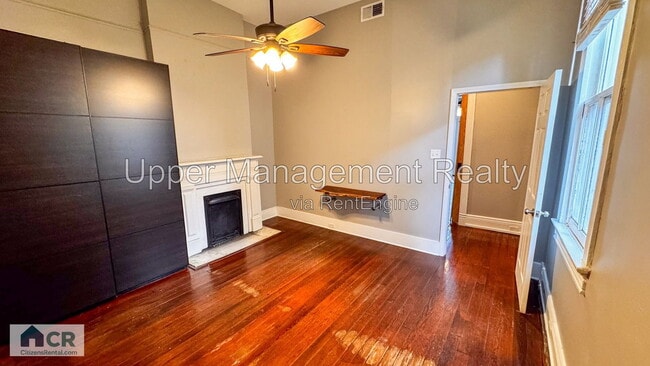 Building Photo - 7414 Burthe St