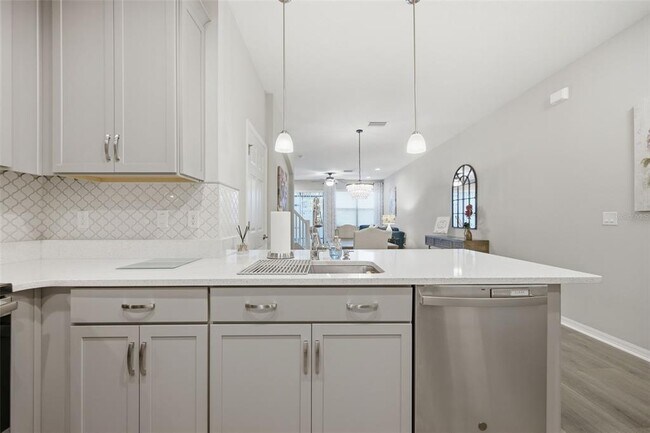 Building Photo - 30138 Southwell Ln