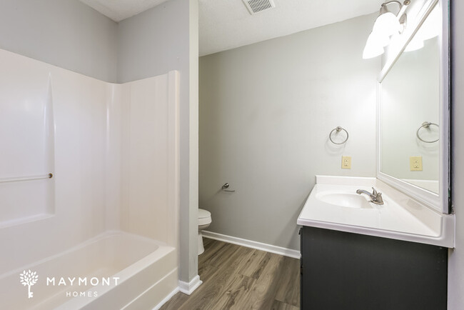 Building Photo - Lovely 3 Bedroom in Easley, SC!