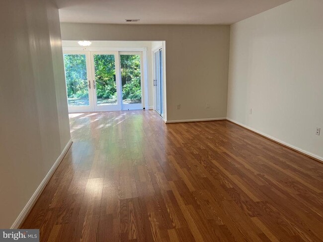 Building Photo - 11400 Turnmill Ln